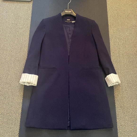 Perfect condition Alice & Olivia Simpson long sapphire blue blazer w/ silk cuffs - Picture 3 of 15